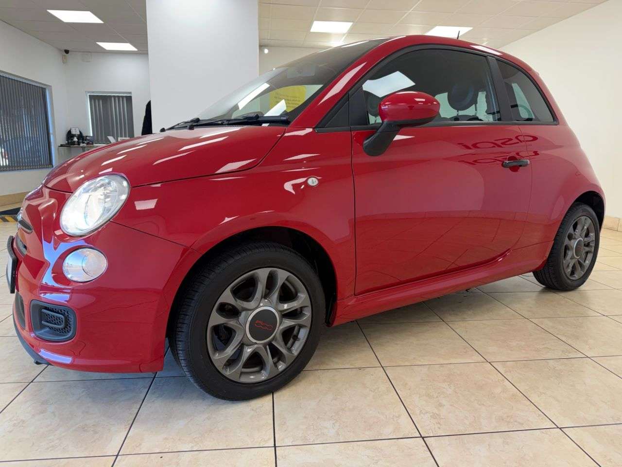 2013 FIAT 500 2013 FIAT 500