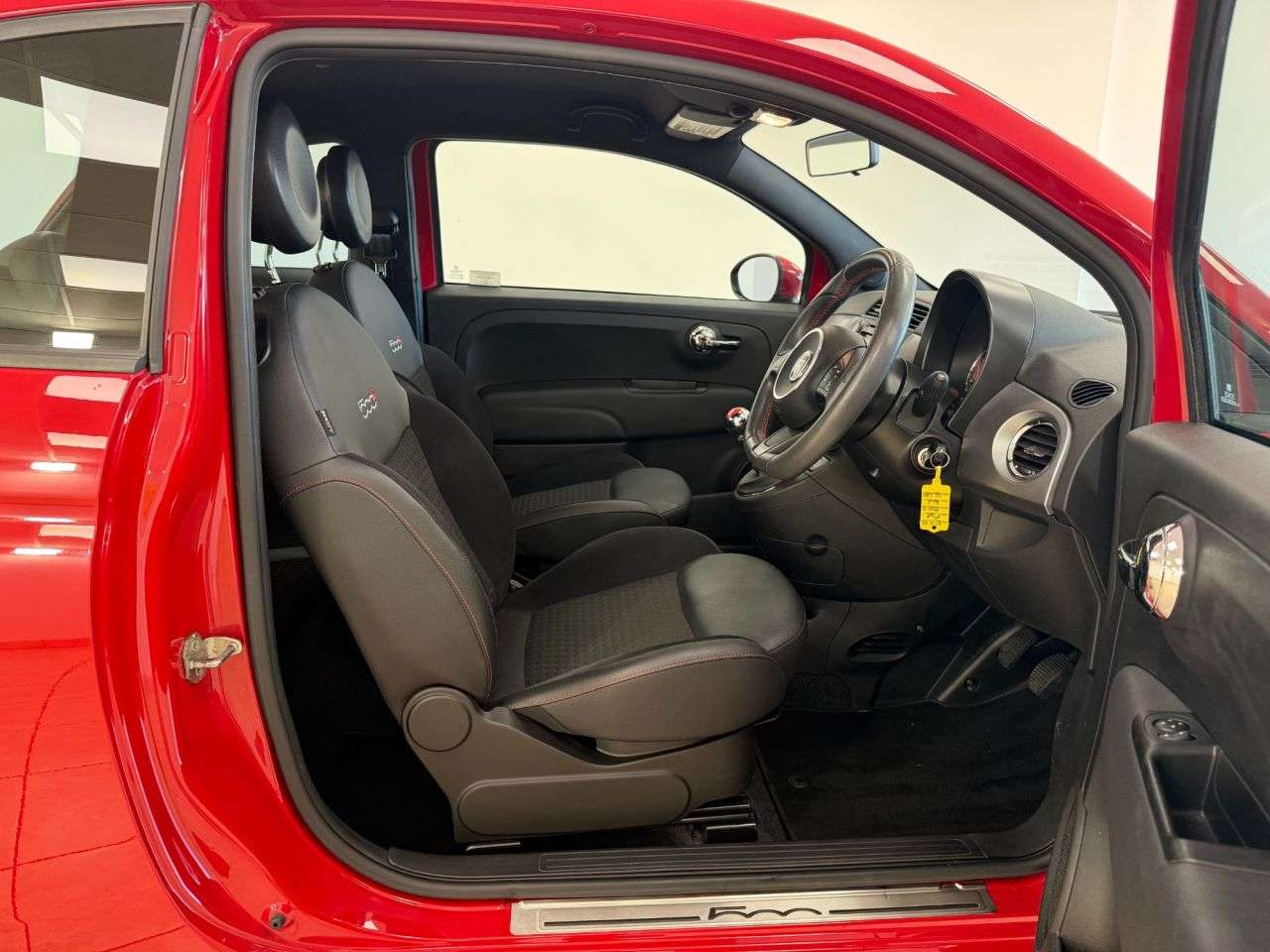 2013 FIAT 500 2013 FIAT 500