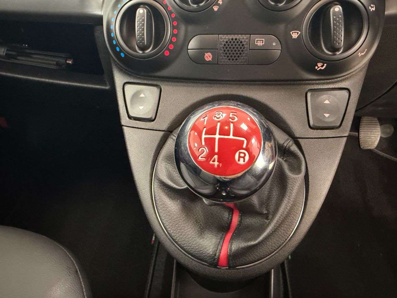 2013 FIAT 500 2013 FIAT 500