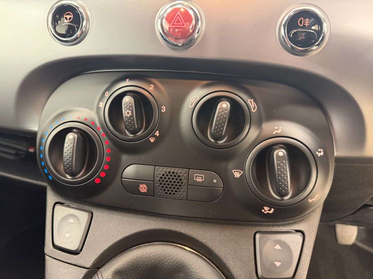 2013 FIAT 500 2013 FIAT 500