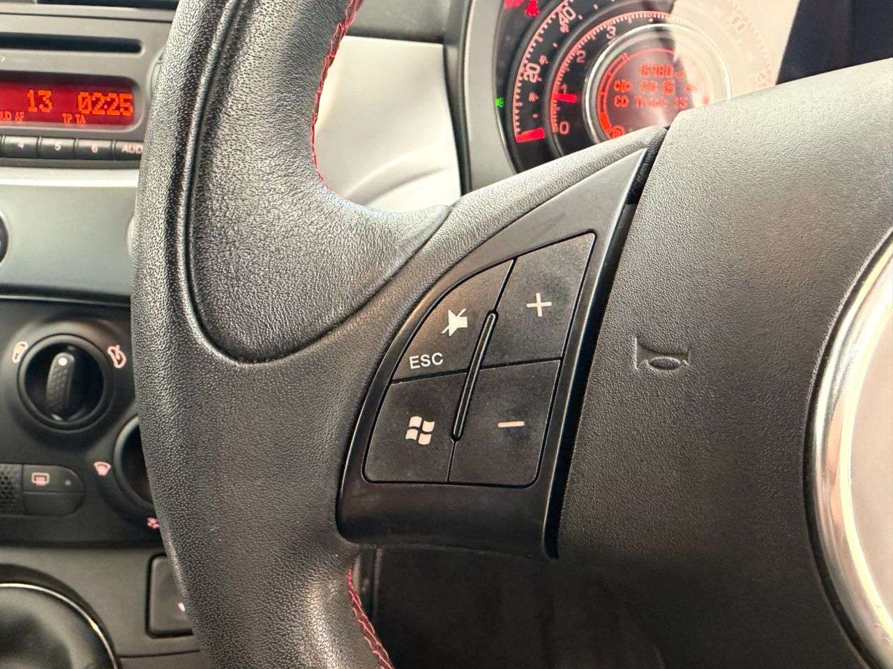 2013 FIAT 500 2013 FIAT 500