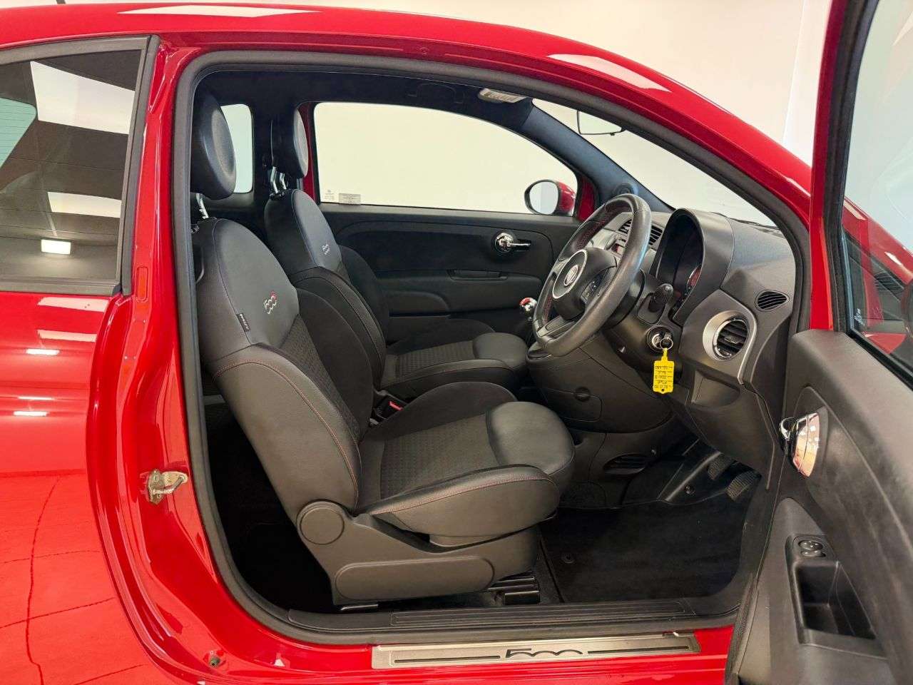 2013 FIAT 500 2013 FIAT 500