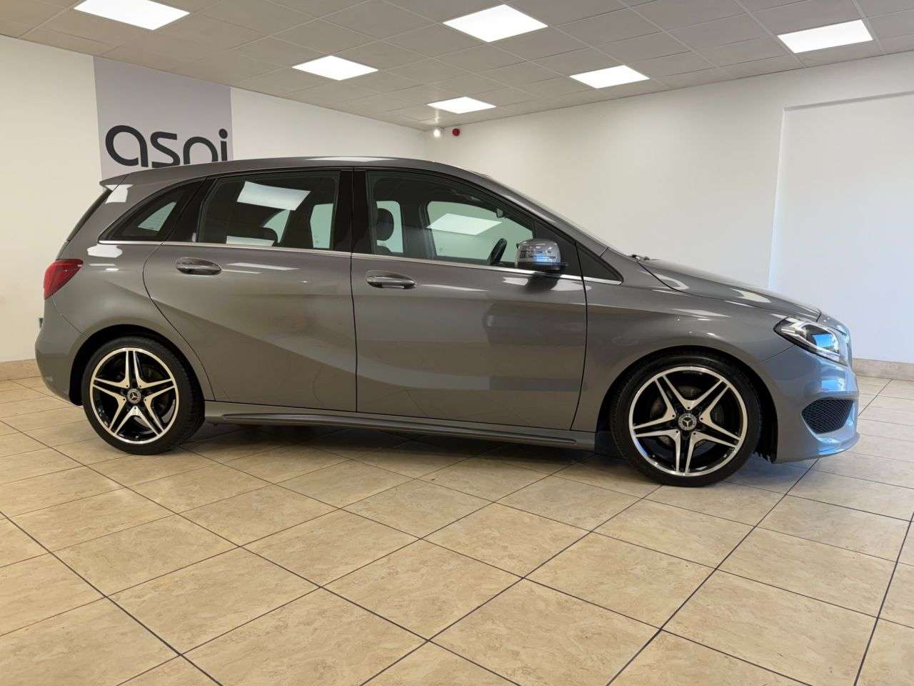 2015 MERCEDES-BENZ B-CLASS 2015 MERCEDES-BENZ B-CLASS