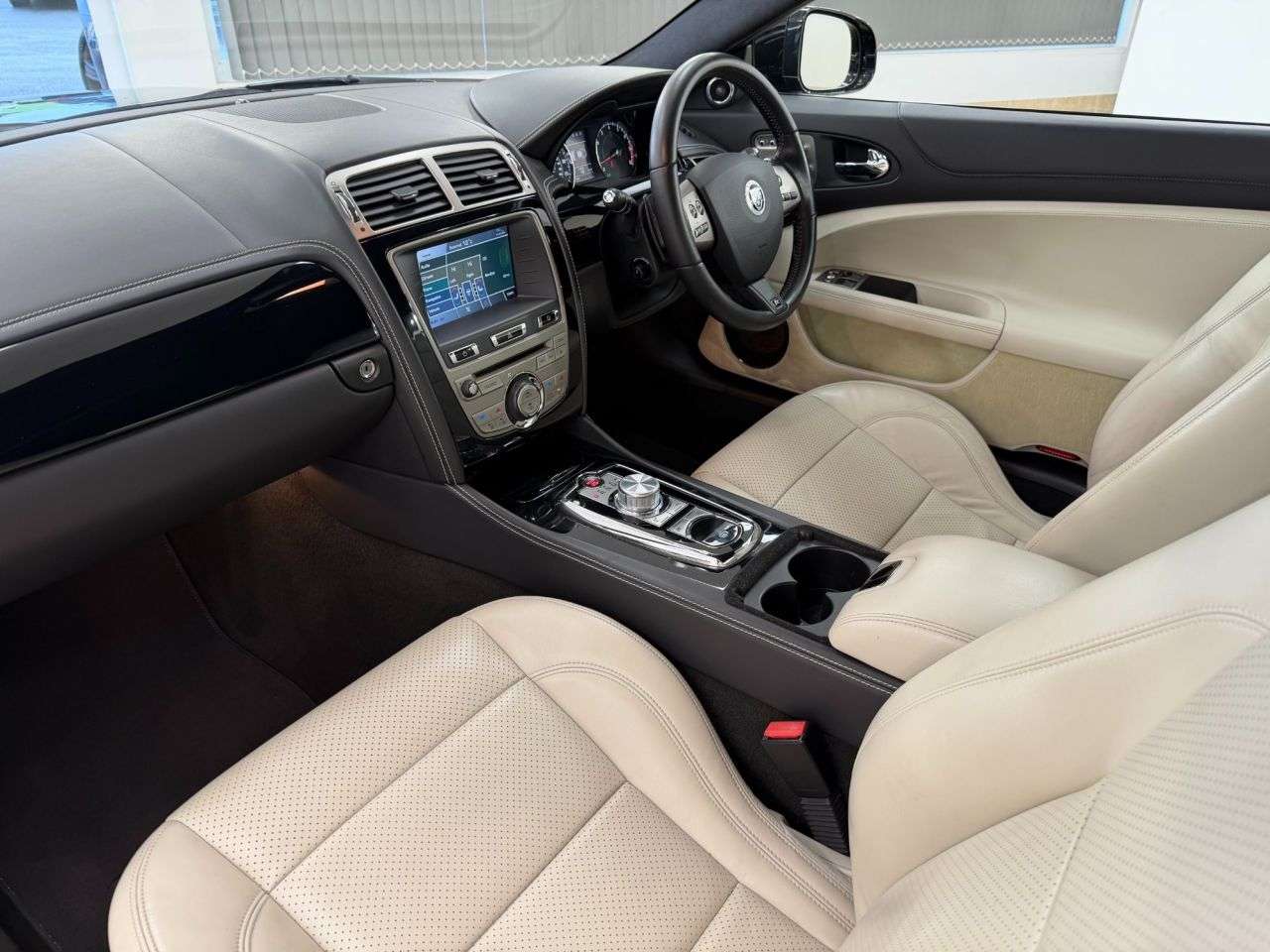 2009 JAGUAR XKR 2009 JAGUAR XKR