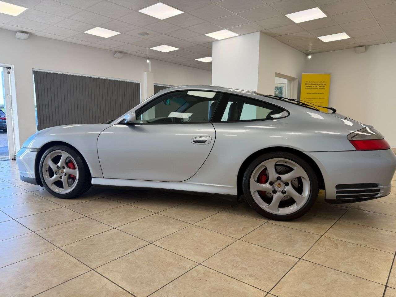 2004 PORSCHE 911 2004 PORSCHE 911