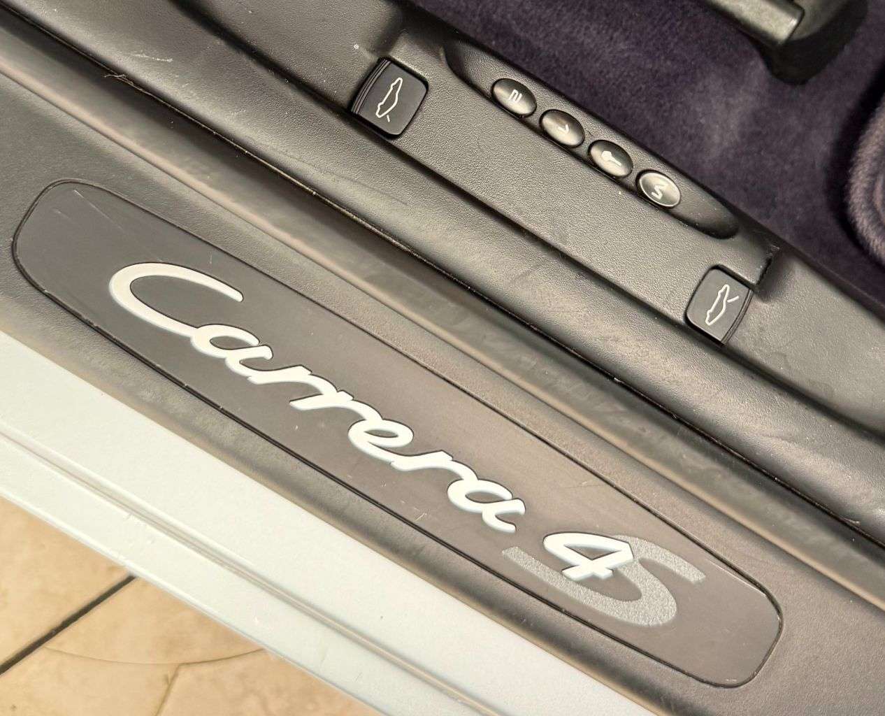 2004 PORSCHE 911 2004 PORSCHE 911