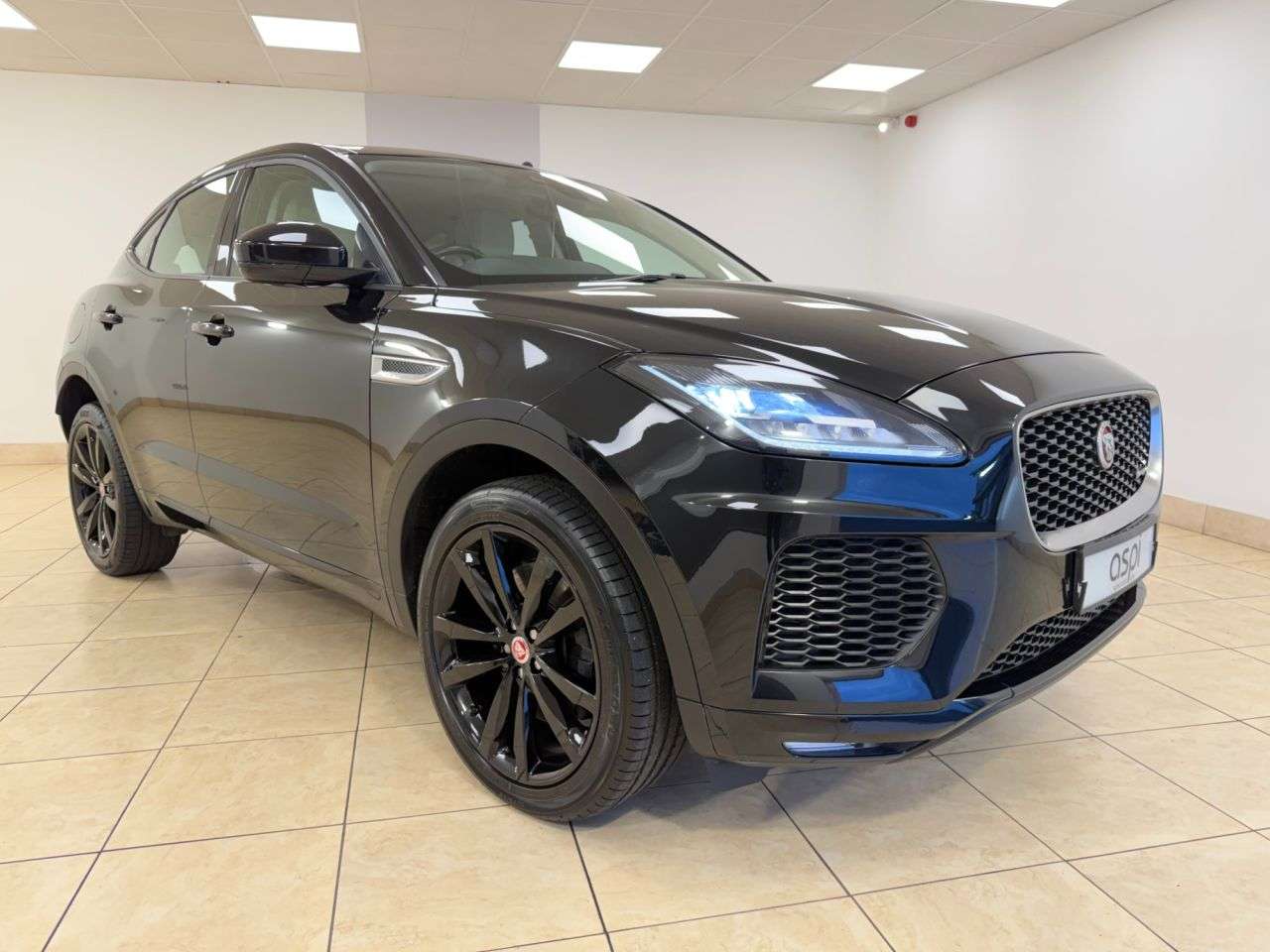 2019 JAGUAR E-PACE 2019 JAGUAR E-PACE