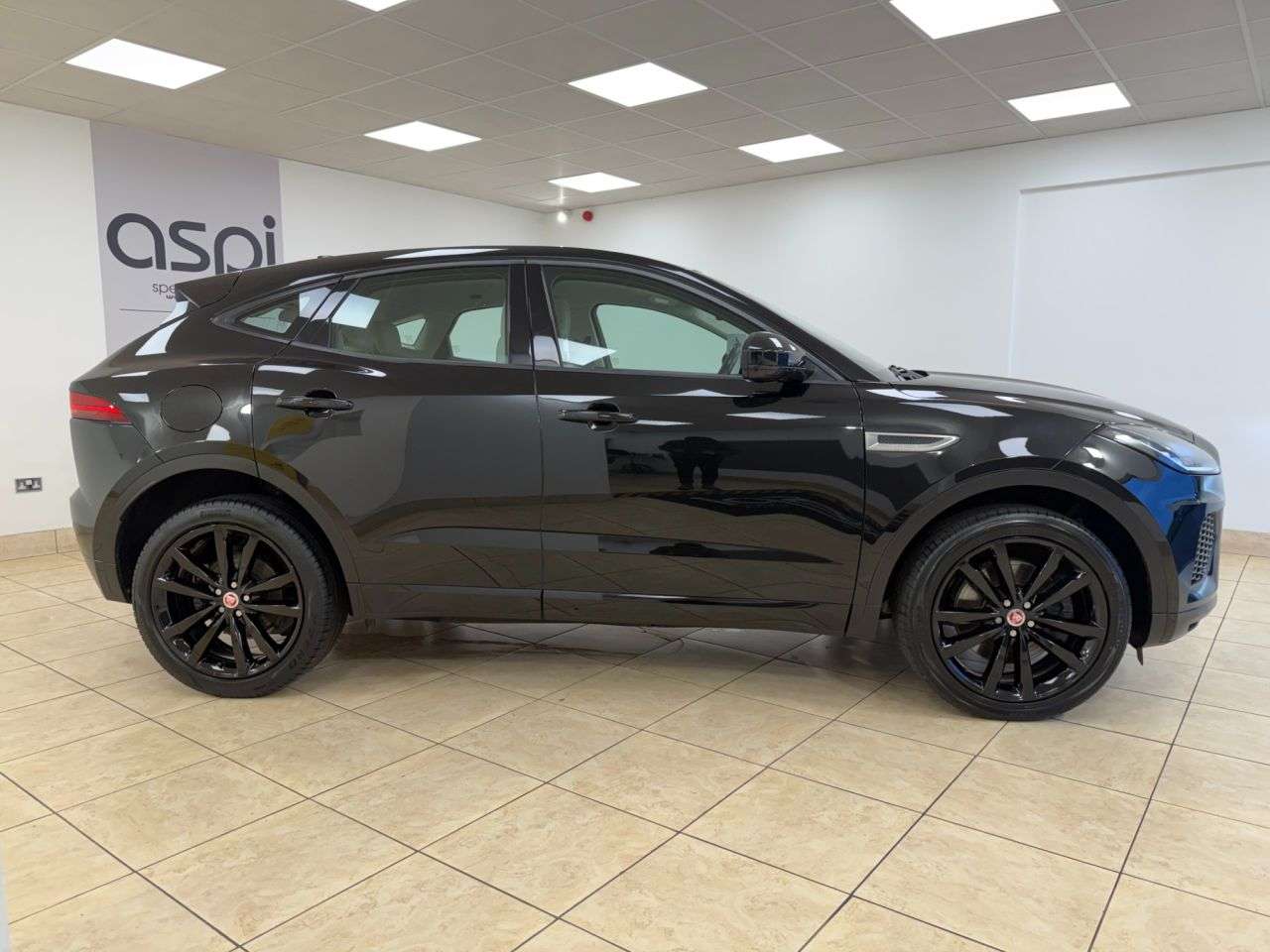 2019 JAGUAR E-PACE 2019 JAGUAR E-PACE