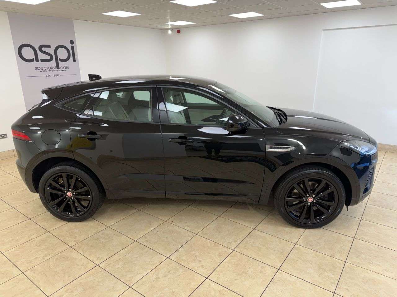 2019 JAGUAR E-PACE 2019 JAGUAR E-PACE