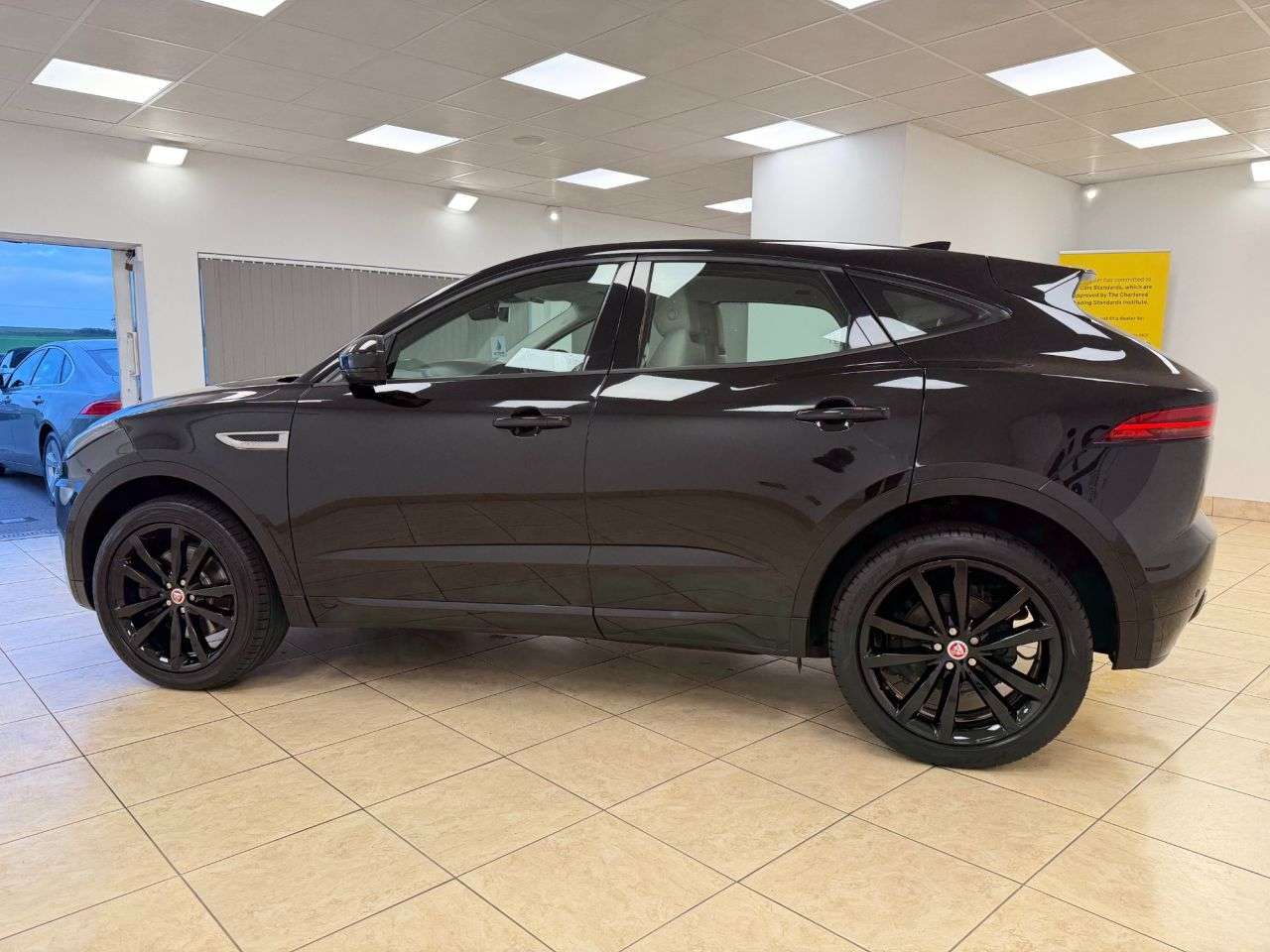 2019 JAGUAR E-PACE 2019 JAGUAR E-PACE