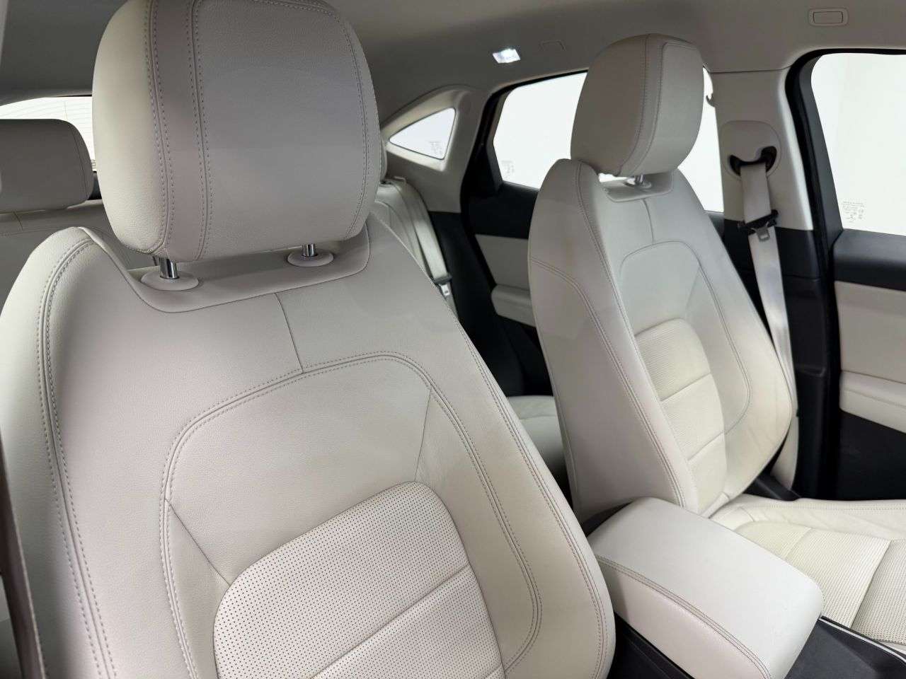 2019 JAGUAR E-PACE 2019 JAGUAR E-PACE