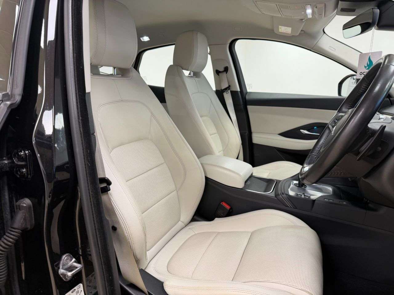 2019 JAGUAR E-PACE 2019 JAGUAR E-PACE