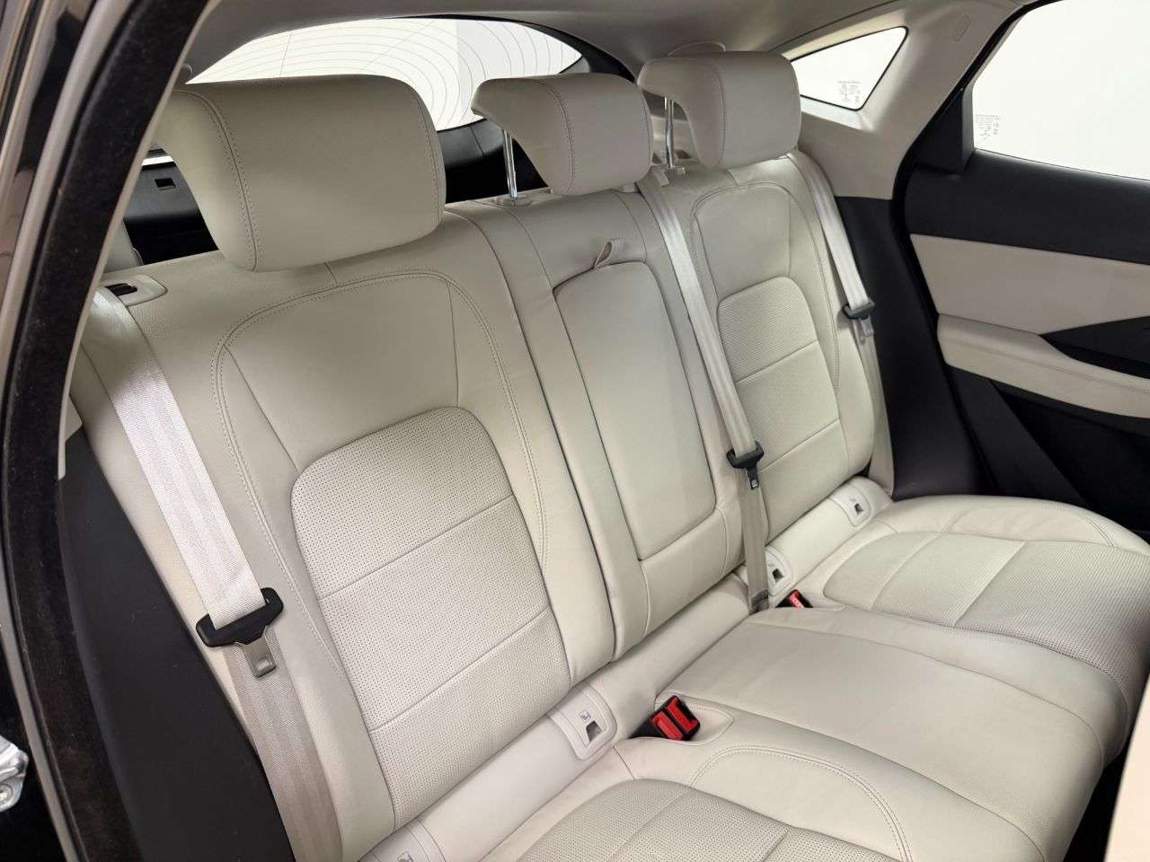 2019 JAGUAR E-PACE 2019 JAGUAR E-PACE