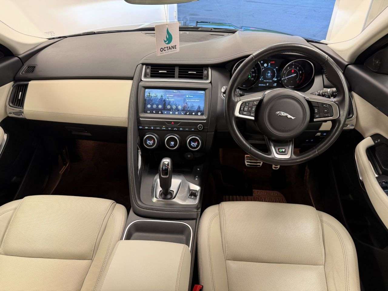 2019 JAGUAR E-PACE 2019 JAGUAR E-PACE