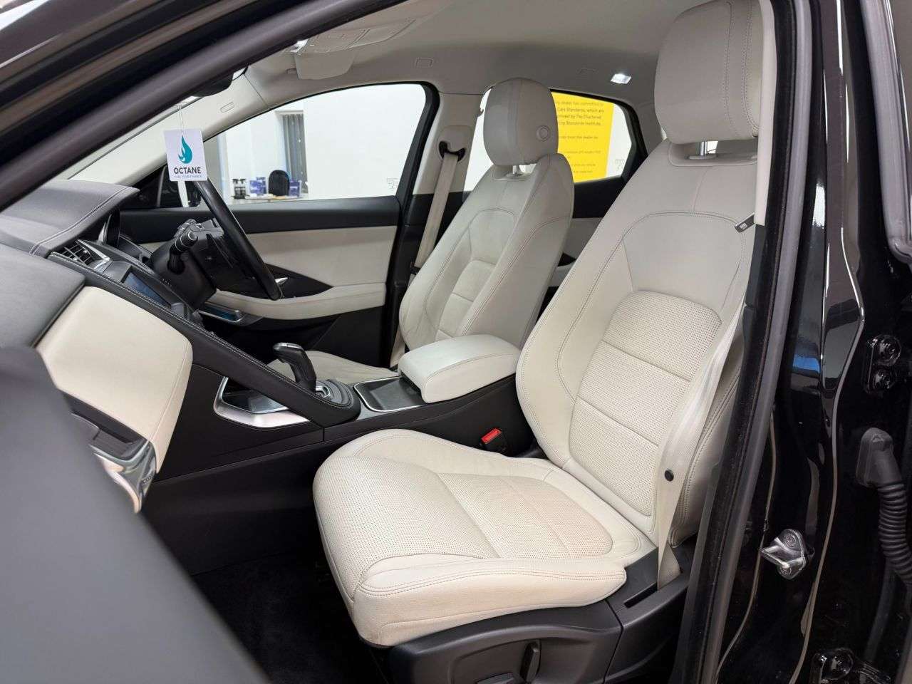 2019 JAGUAR E-PACE 2019 JAGUAR E-PACE