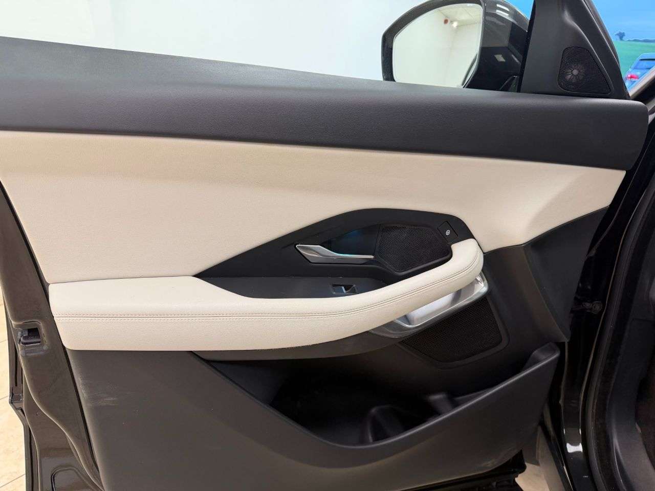 2019 JAGUAR E-PACE 2019 JAGUAR E-PACE