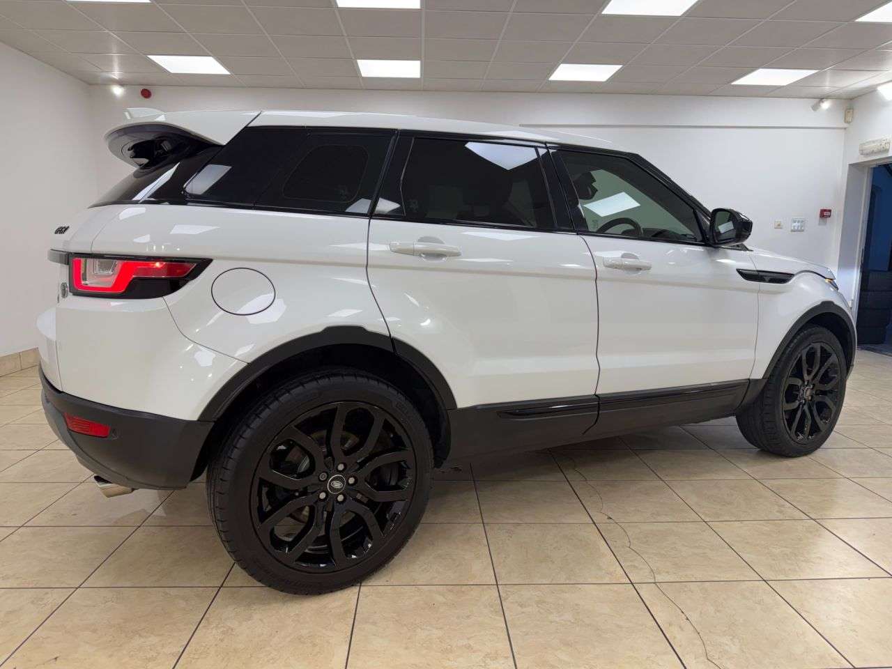 2015 LAND ROVER RANGE ROVER EVOQUE 2015 LAND ROVER RANGE ROVER EVOQUE