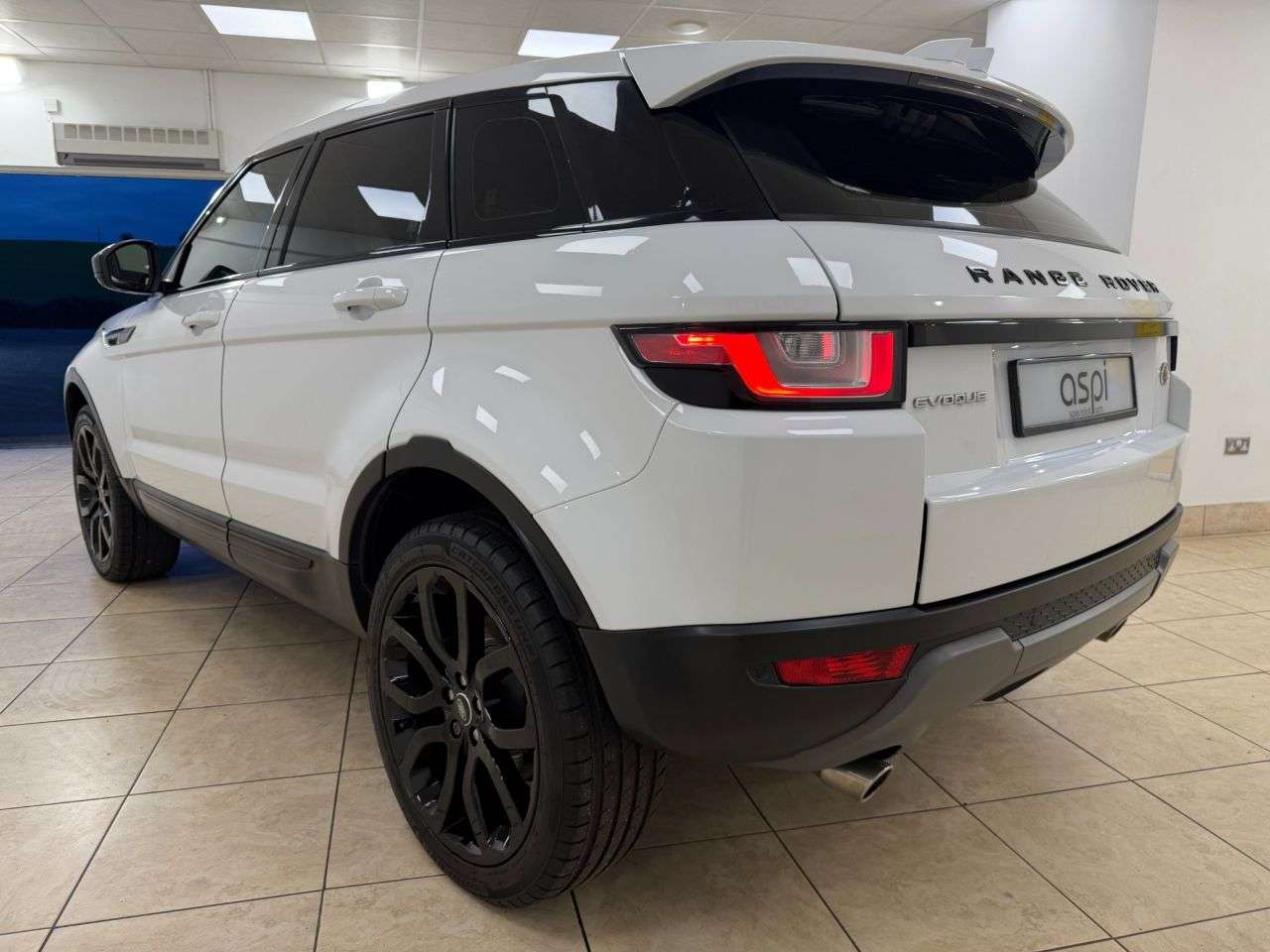 2015 LAND ROVER RANGE ROVER EVOQUE 2015 LAND ROVER RANGE ROVER EVOQUE
