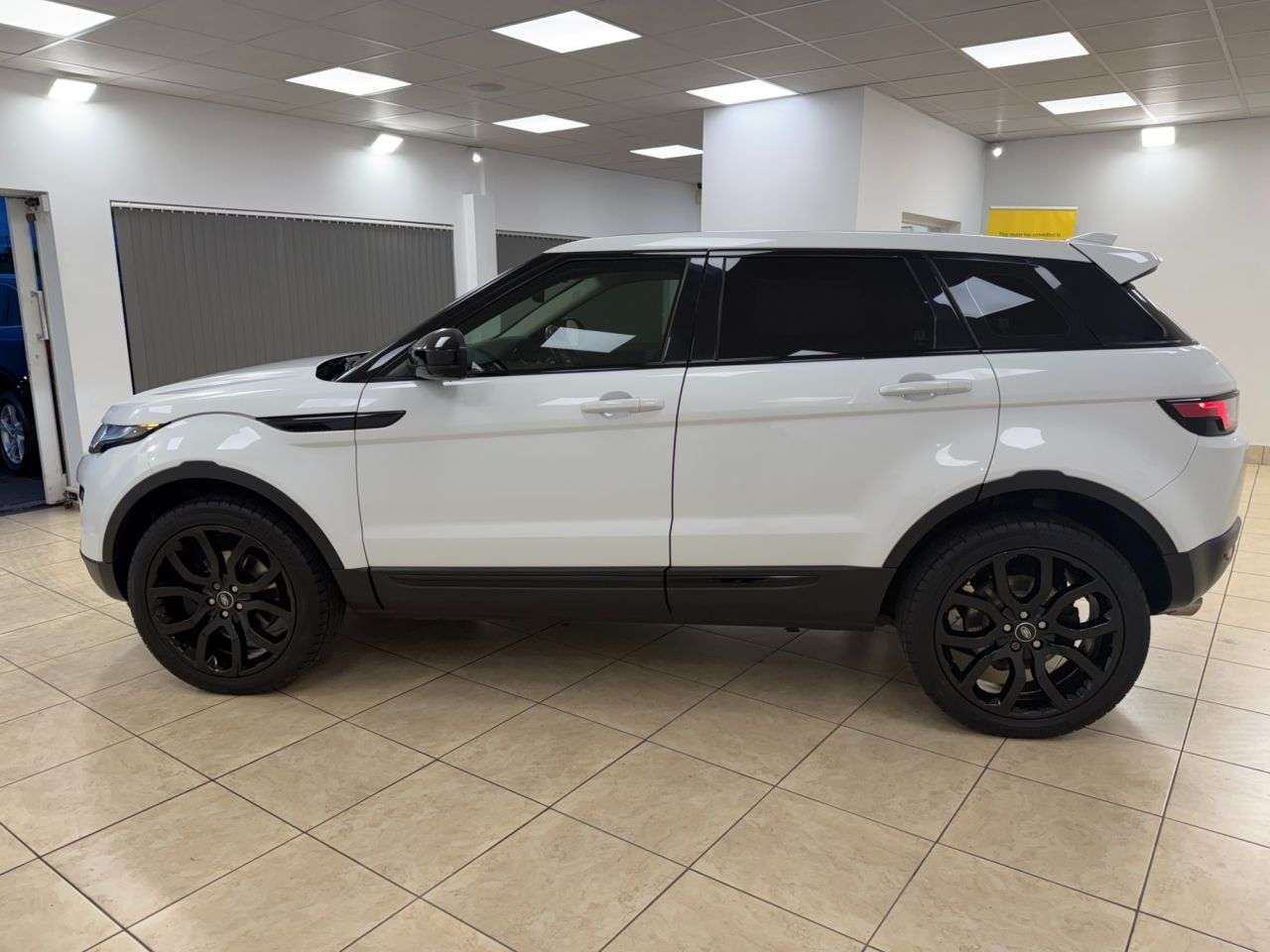 2015 LAND ROVER RANGE ROVER EVOQUE 2015 LAND ROVER RANGE ROVER EVOQUE