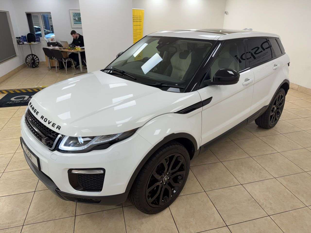 2015 LAND ROVER RANGE ROVER EVOQUE 2015 LAND ROVER RANGE ROVER EVOQUE