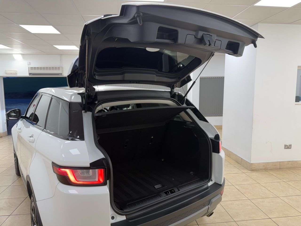 2015 LAND ROVER RANGE ROVER EVOQUE 2015 LAND ROVER RANGE ROVER EVOQUE