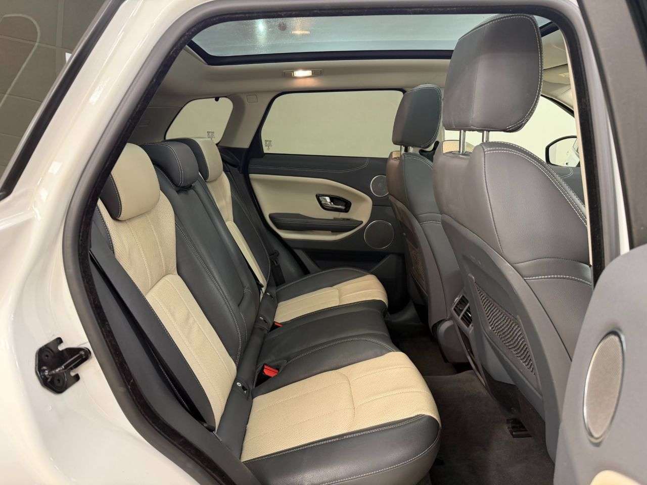 2015 LAND ROVER RANGE ROVER EVOQUE 2015 LAND ROVER RANGE ROVER EVOQUE