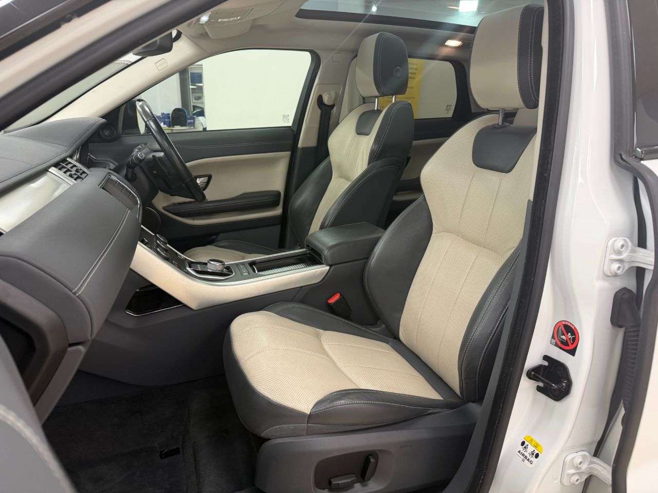 2015 LAND ROVER RANGE ROVER EVOQUE 2015 LAND ROVER RANGE ROVER EVOQUE