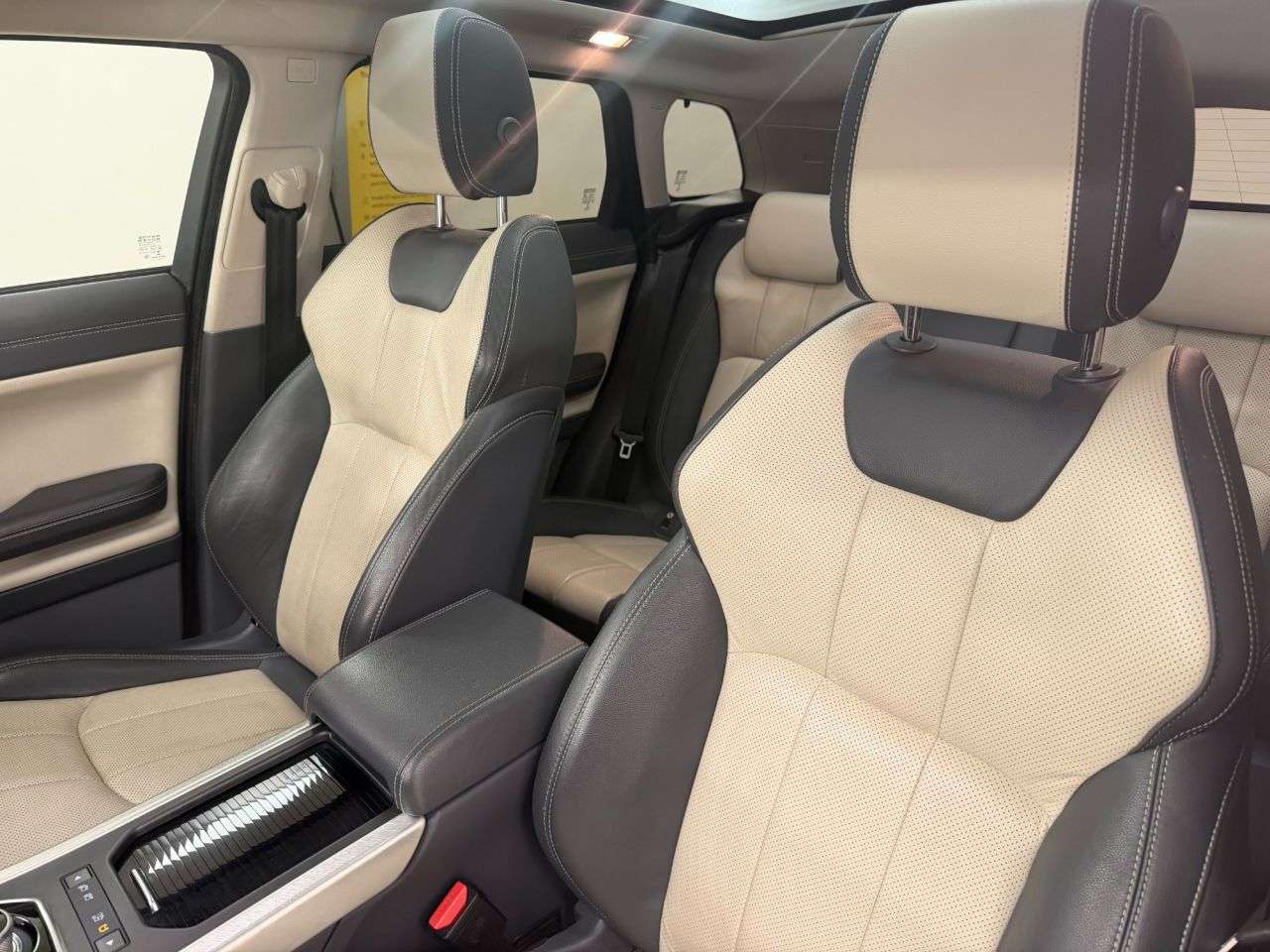 2015 LAND ROVER RANGE ROVER EVOQUE 2015 LAND ROVER RANGE ROVER EVOQUE