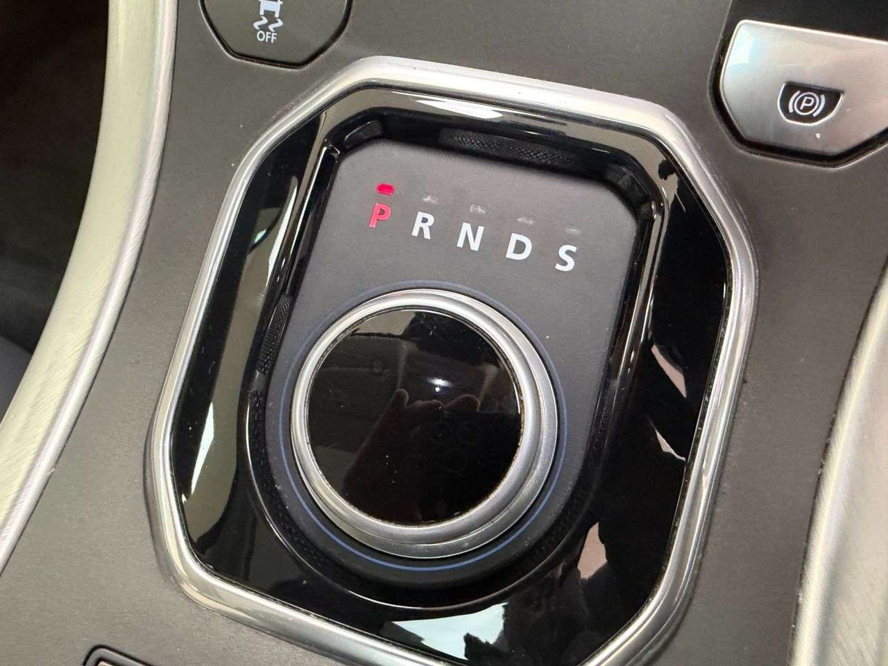 2015 LAND ROVER RANGE ROVER EVOQUE 2015 LAND ROVER RANGE ROVER EVOQUE