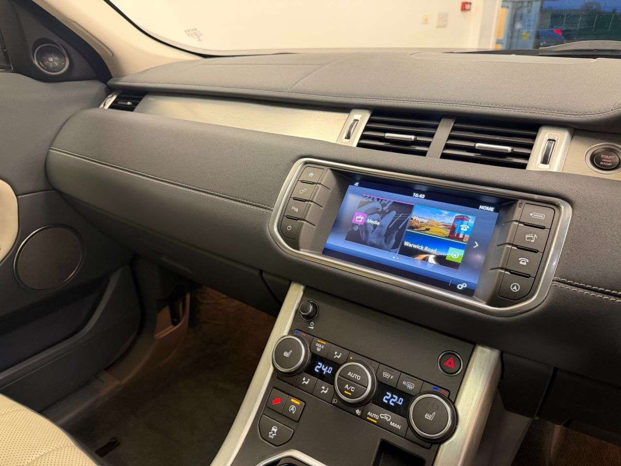 2015 LAND ROVER RANGE ROVER EVOQUE 2015 LAND ROVER RANGE ROVER EVOQUE