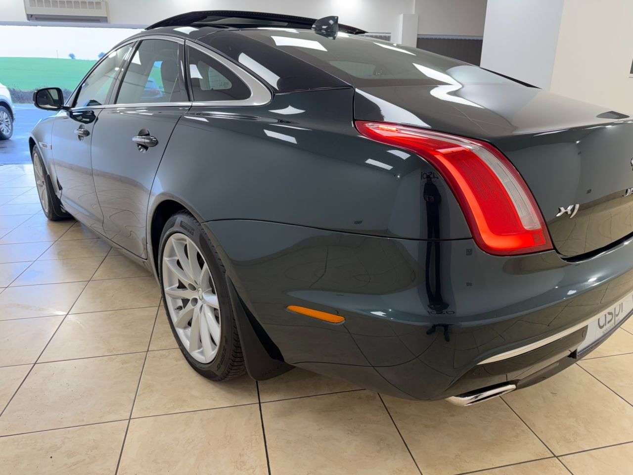 2016 JAGUAR XJ 2016 JAGUAR XJ