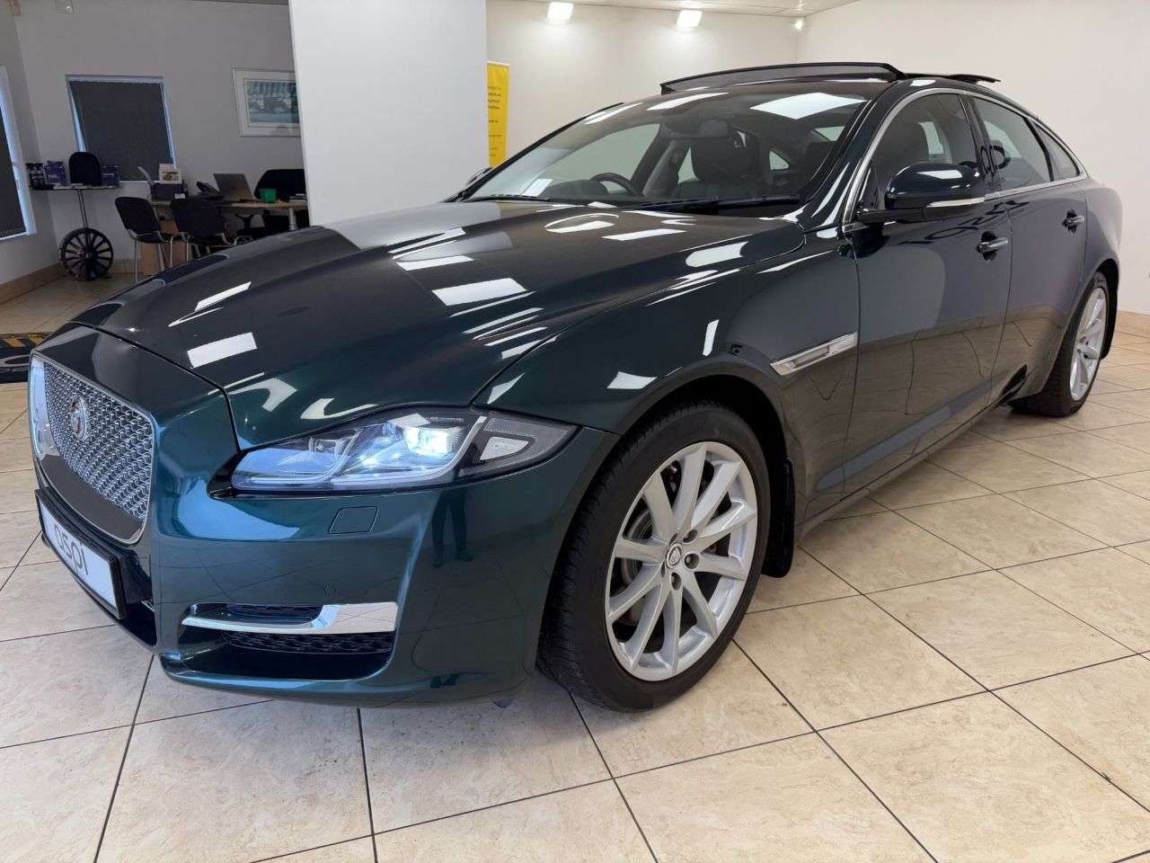 2016 JAGUAR XJ 2016 JAGUAR XJ
