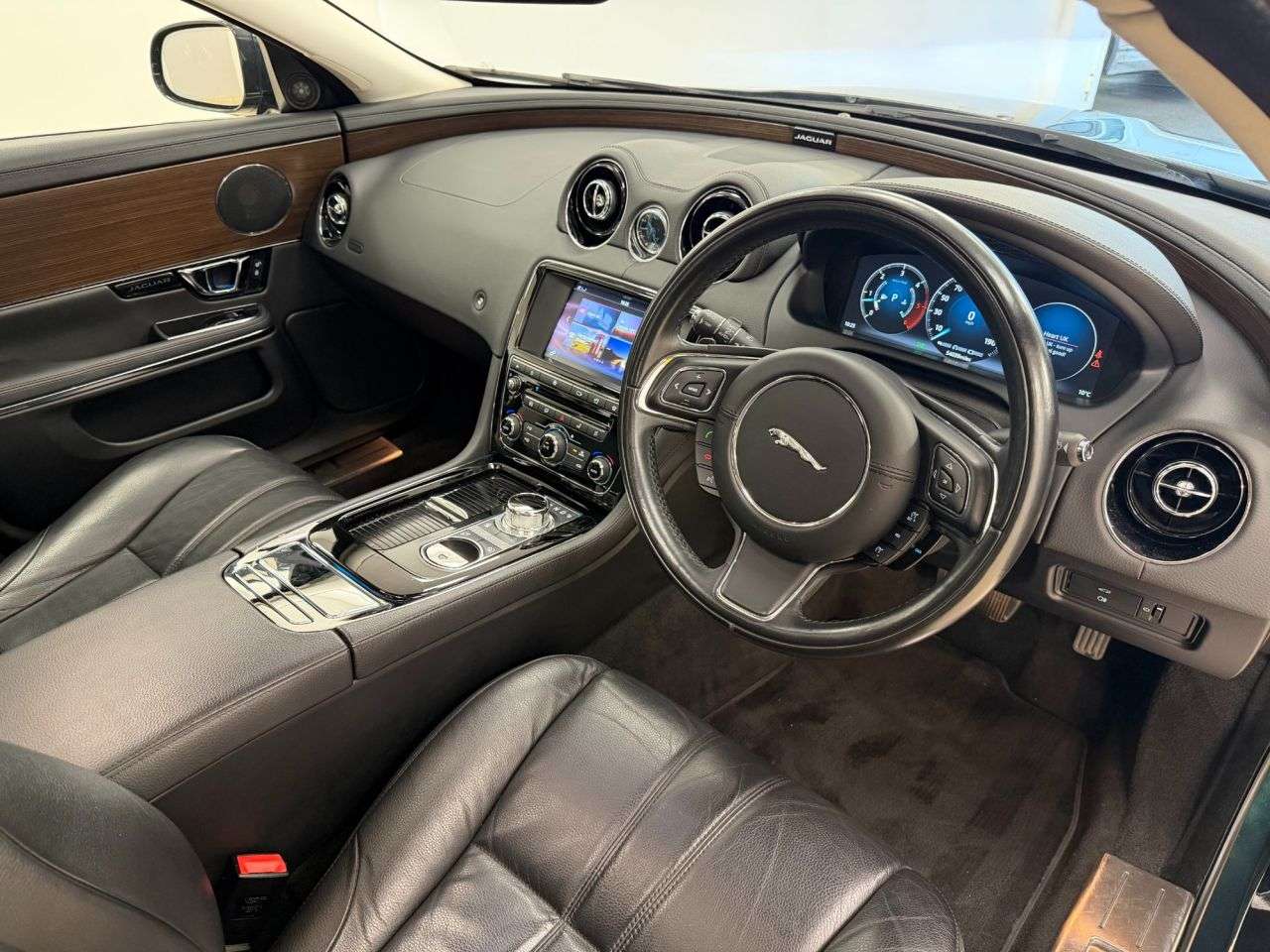 2016 JAGUAR XJ 2016 JAGUAR XJ