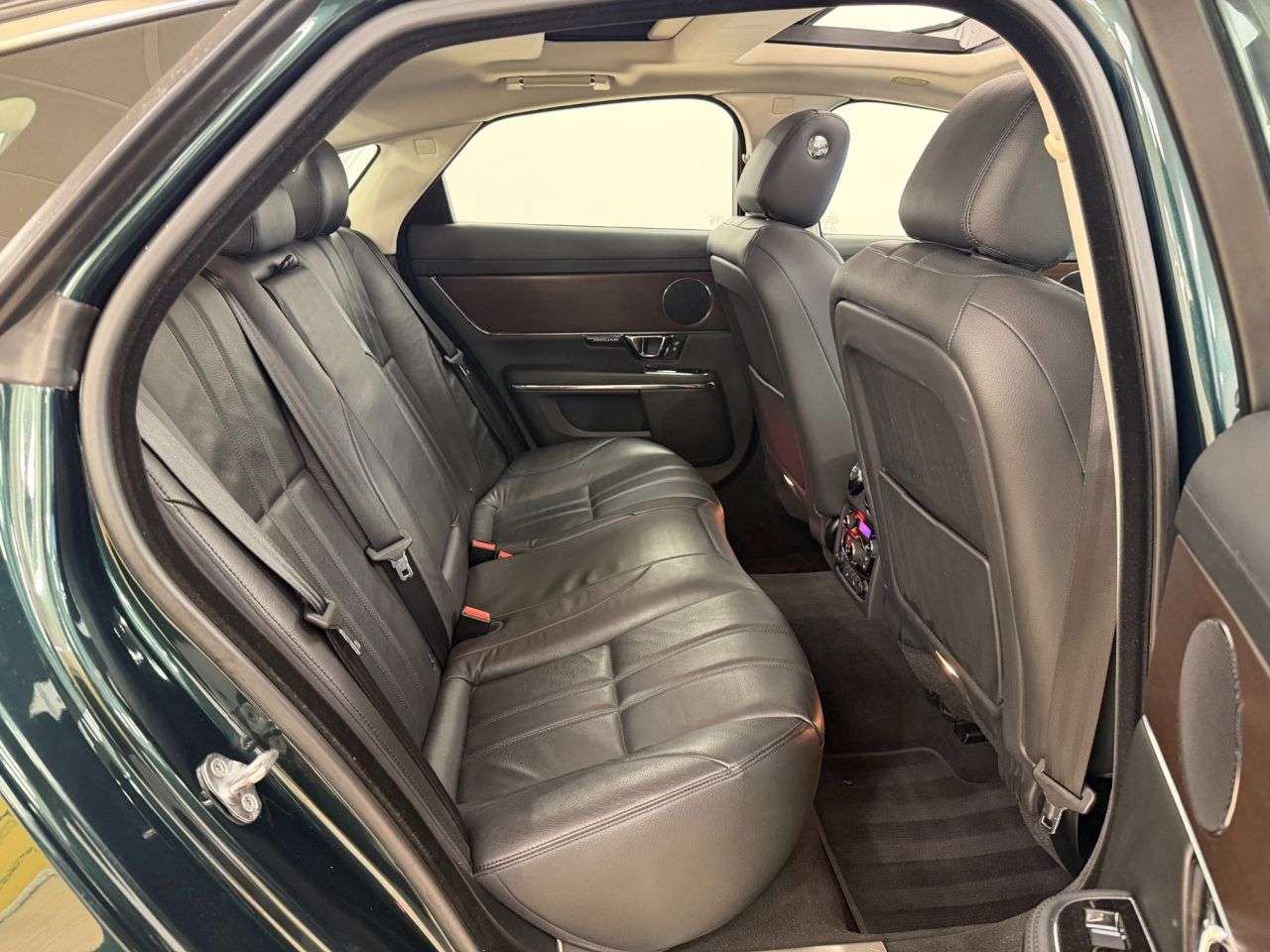 2016 JAGUAR XJ 2016 JAGUAR XJ