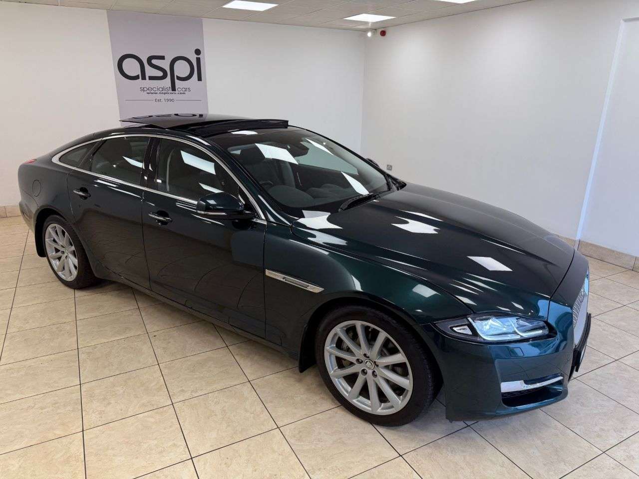 2016 JAGUAR XJ 2016 JAGUAR XJ