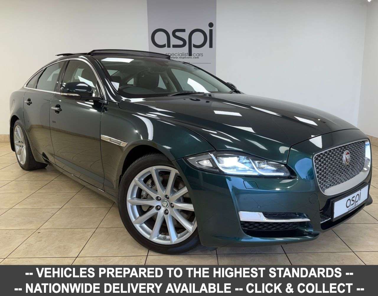 A 2016 JAGUAR XJ 3.0d V6 Luxury Saloon 4dr Diesel Auto Euro 6 (s/s) (300 ps) CRUISE, B/TOOTH A 2016 JAGUAR XJ 3.0d V6 Luxury Saloon 4dr Diesel Auto Euro 6 (s/s) (300 ps) CRUISE, B/TOOTH