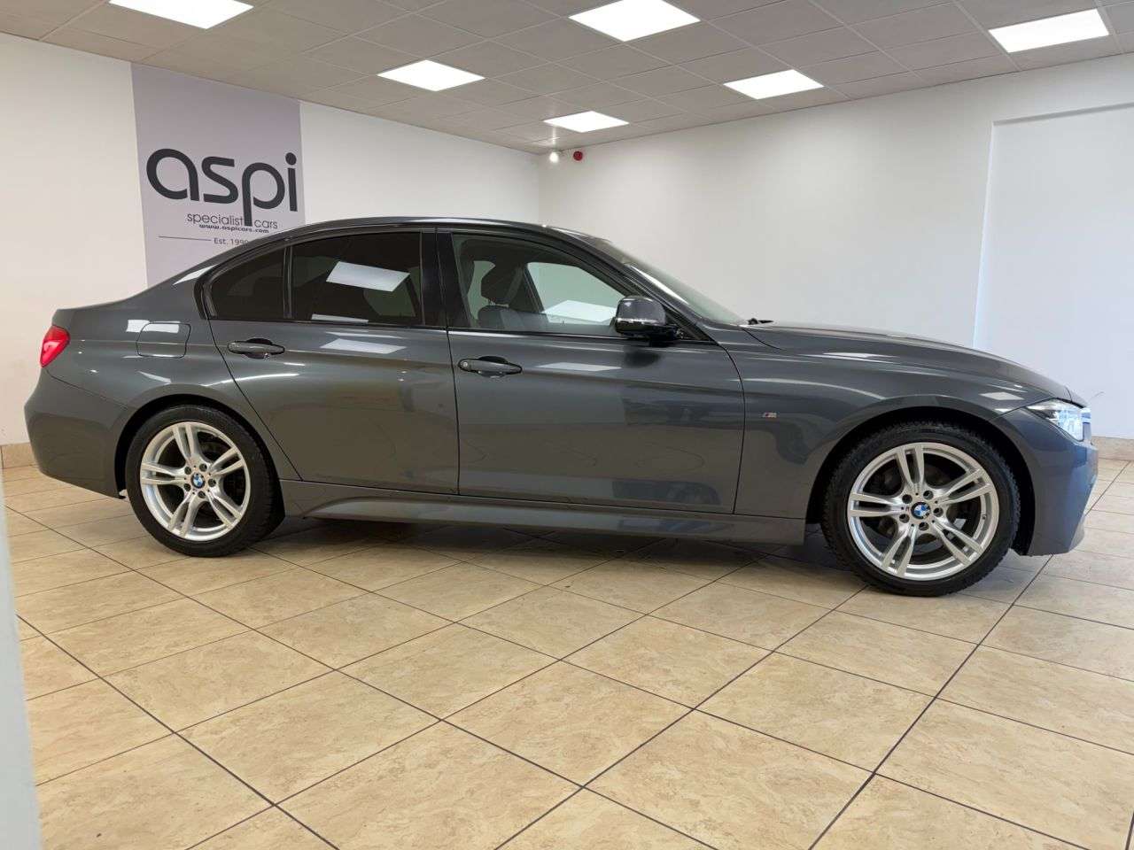 2018 BMW 3 SERIES 2018 BMW 3 SERIES