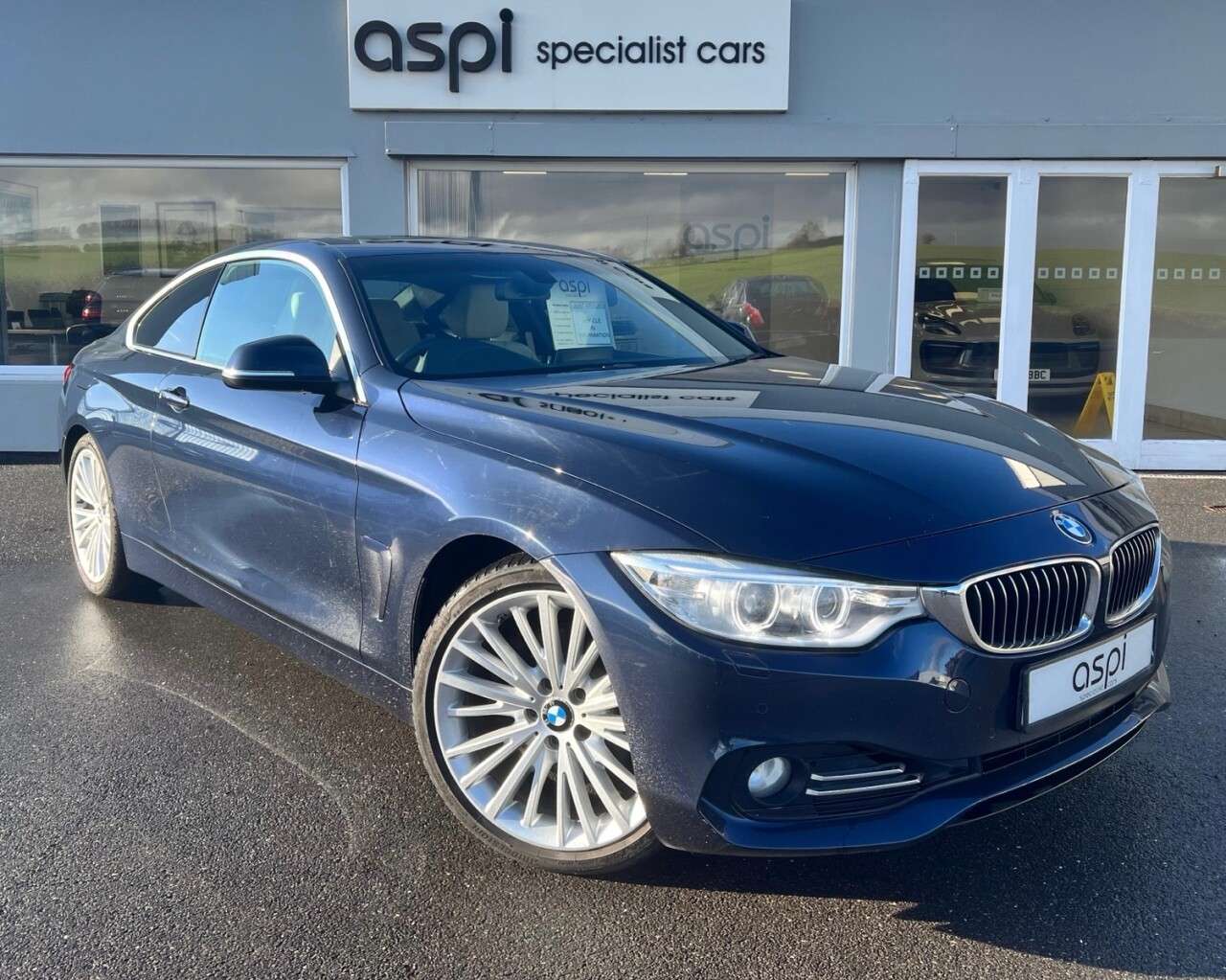 A 2015 BMW 4 SERIES 3.0 430d Luxury Coupe 2dr Diesel Auto Euro 6 (s/s) (258 ps) PDC, SAT NAV, S A 2015 BMW 4 SERIES 3.0 430d Luxury Coupe 2dr Diesel Auto Euro 6 (s/s) (258 ps) PDC, SAT NAV, S