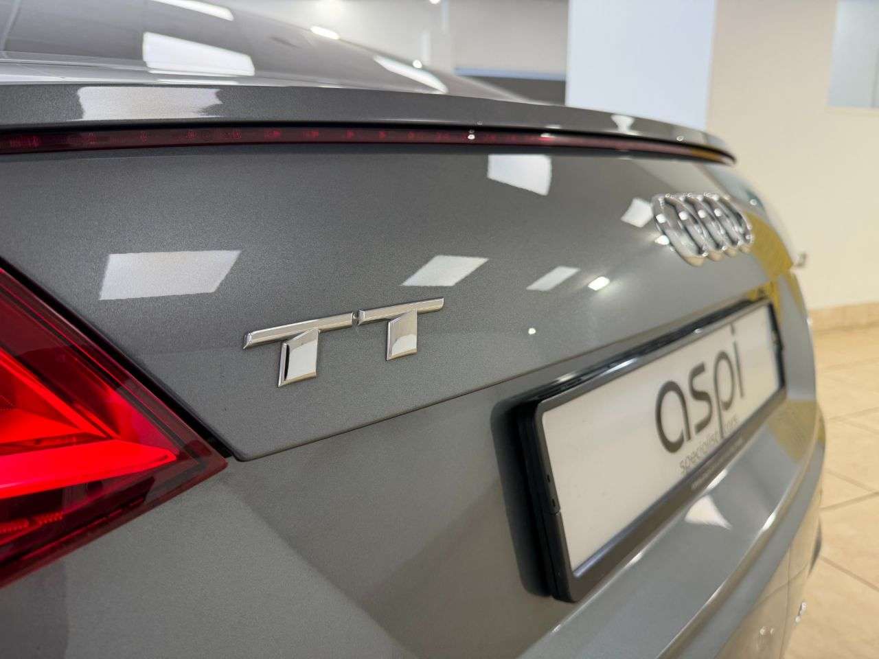 2018 AUDI TT 2018 AUDI TT