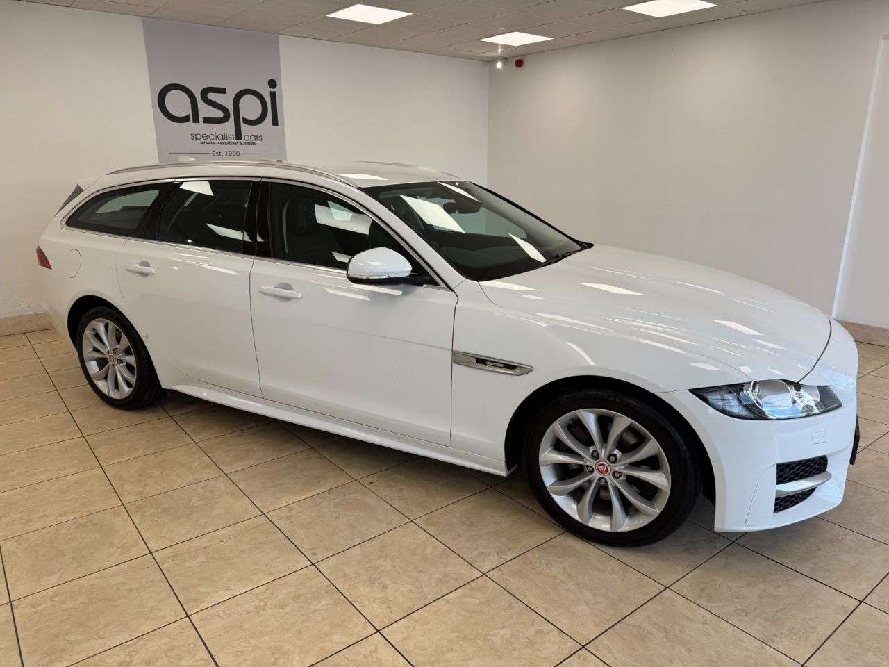 2019 JAGUAR XF 2019 JAGUAR XF