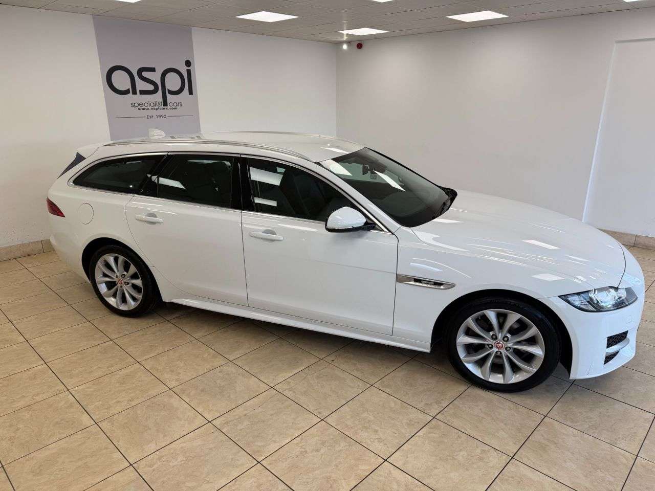 2019 JAGUAR XF 2019 JAGUAR XF