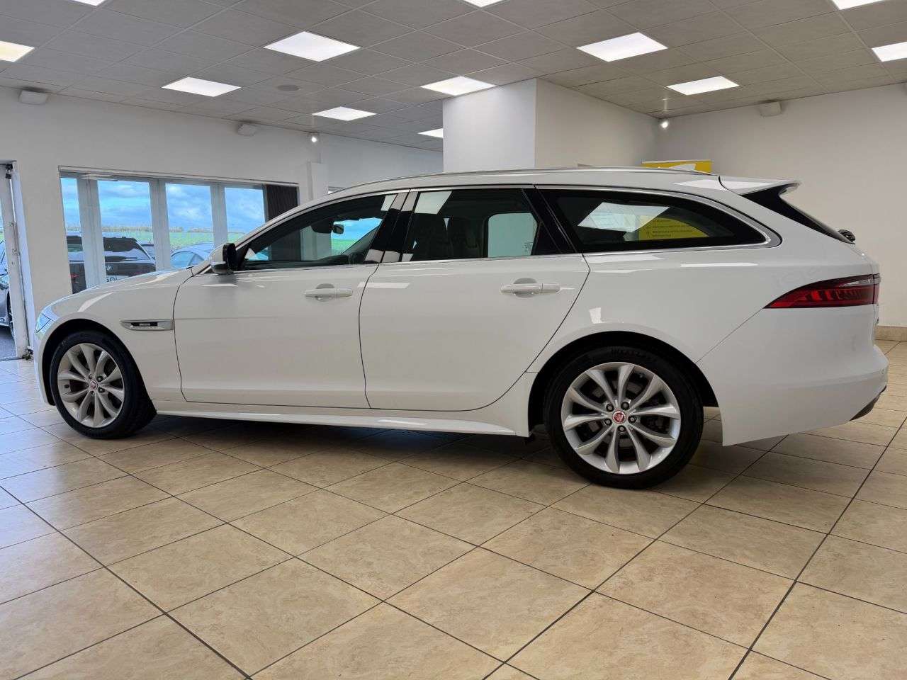 2019 JAGUAR XF 2019 JAGUAR XF