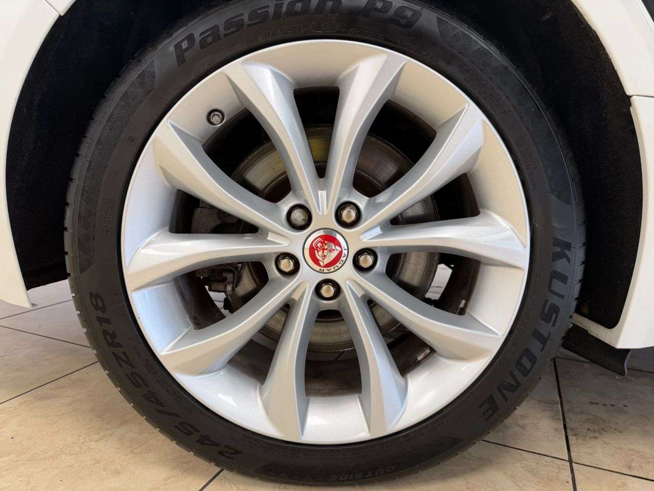 2019 JAGUAR XF 2019 JAGUAR XF