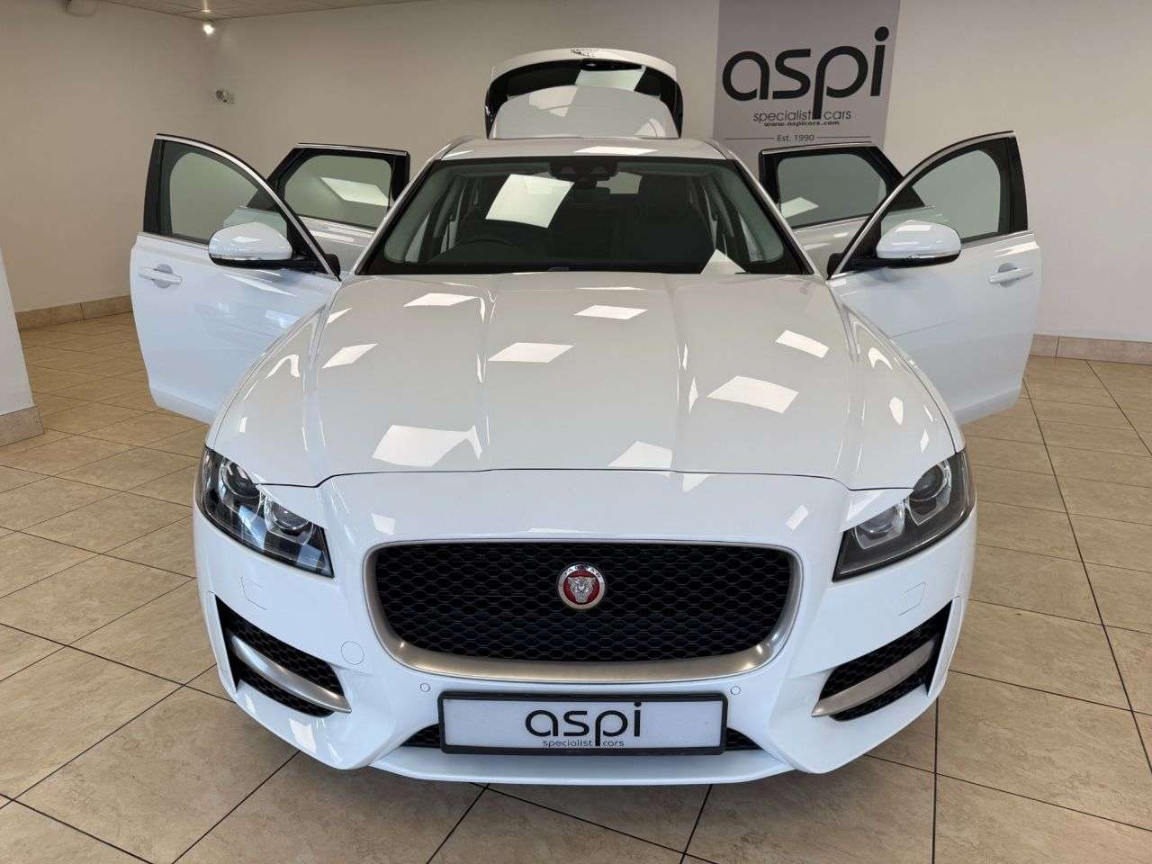 2019 JAGUAR XF 2019 JAGUAR XF