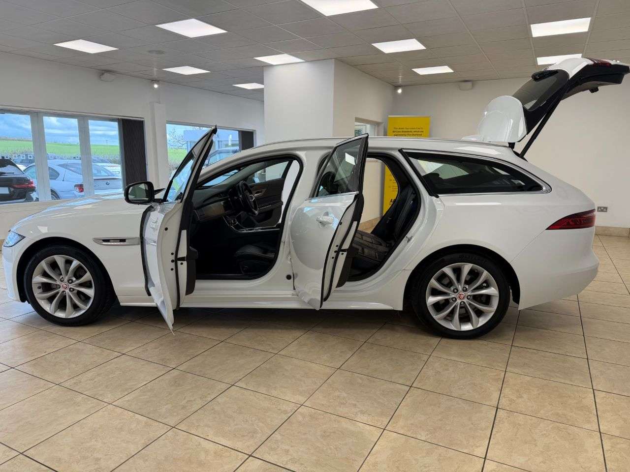 2019 JAGUAR XF 2019 JAGUAR XF