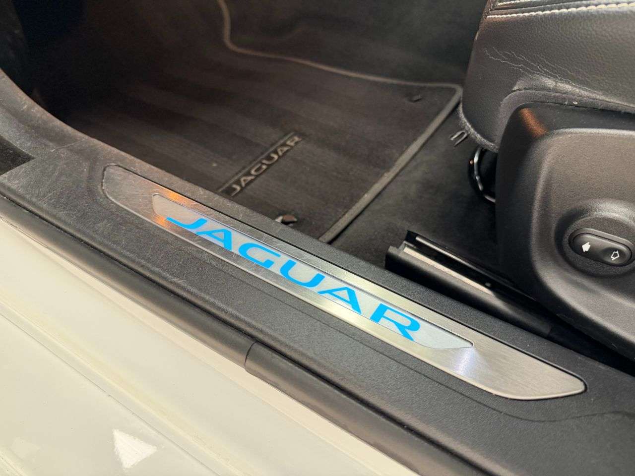 2019 JAGUAR XF 2019 JAGUAR XF