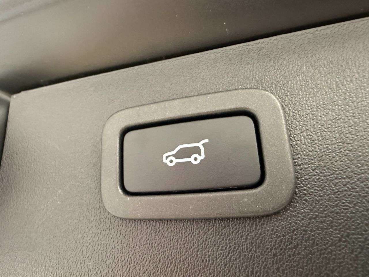 2019 JAGUAR XF 2019 JAGUAR XF