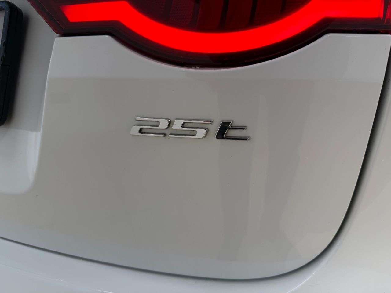 2019 JAGUAR XF 2019 JAGUAR XF