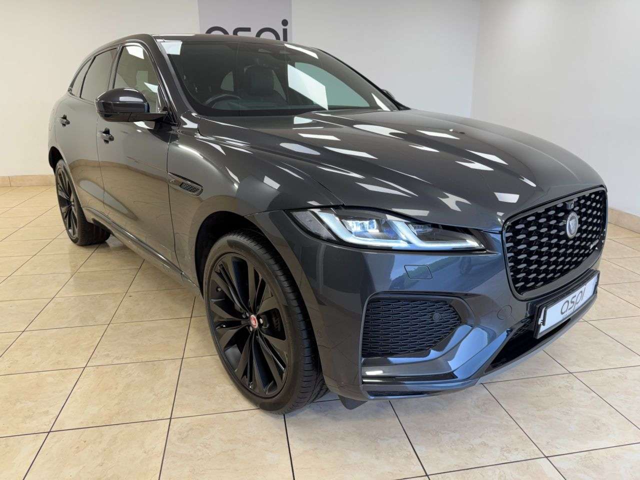 A 2021 JAGUAR F-PACE 2.0 D200 MHEV R-Dynamic HSE SUV 5dr Diesel Auto AWD Euro 6 (s/s) (204 ps) F A 2021 JAGUAR F-PACE 2.0 D200 MHEV R-Dynamic HSE SUV 5dr Diesel Auto AWD Euro 6 (s/s) (204 ps) F