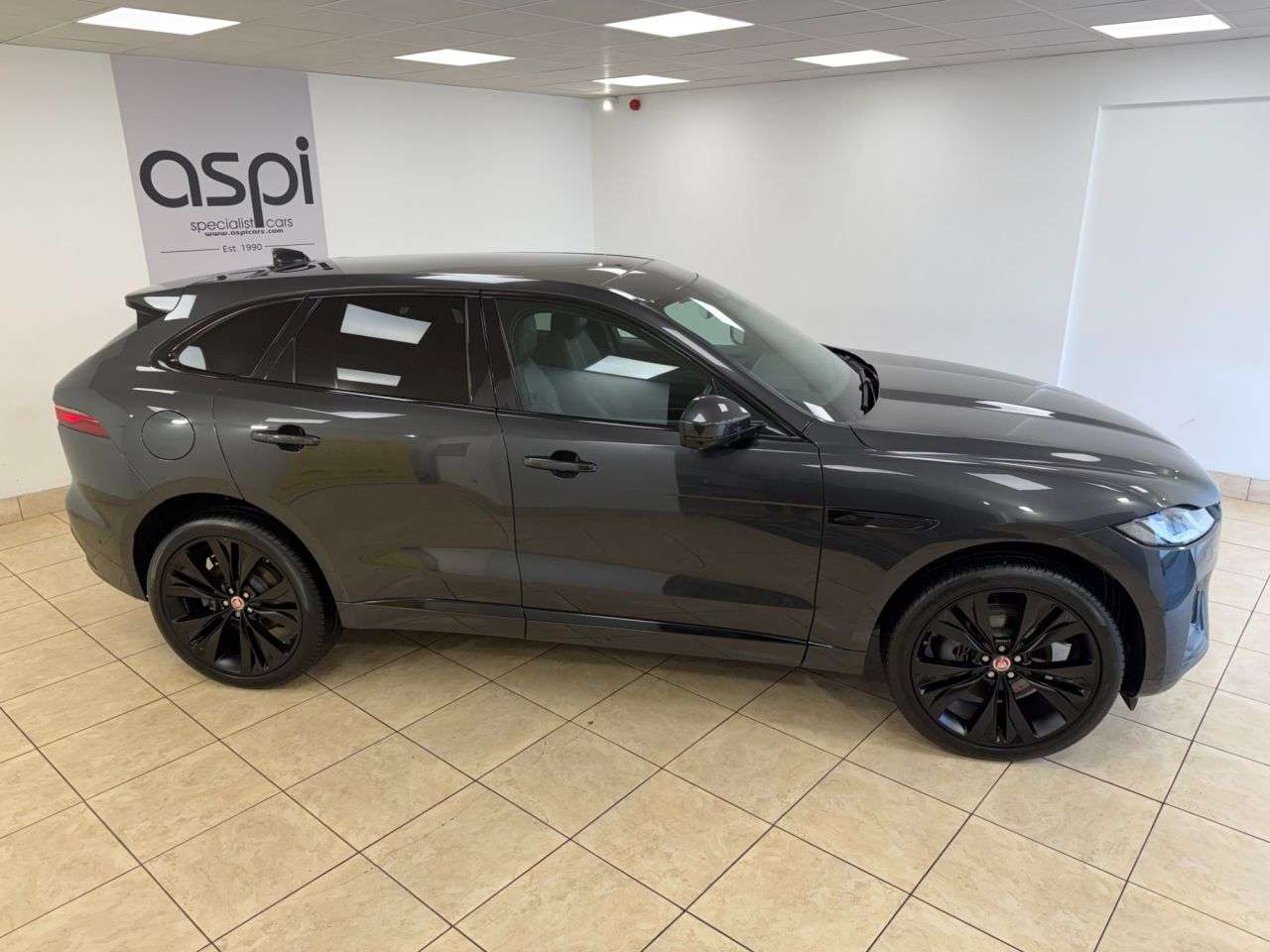 2021 JAGUAR F-PACE 2021 JAGUAR F-PACE